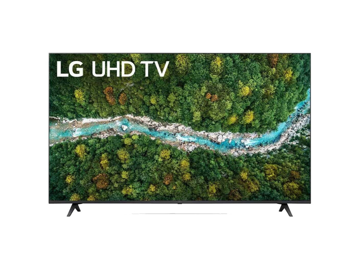 LG 43UP7700 4K Smart TV előlnézetben, talpon. A kijelzőn zöld erdő közötti folyó és lg uhd tv logó.