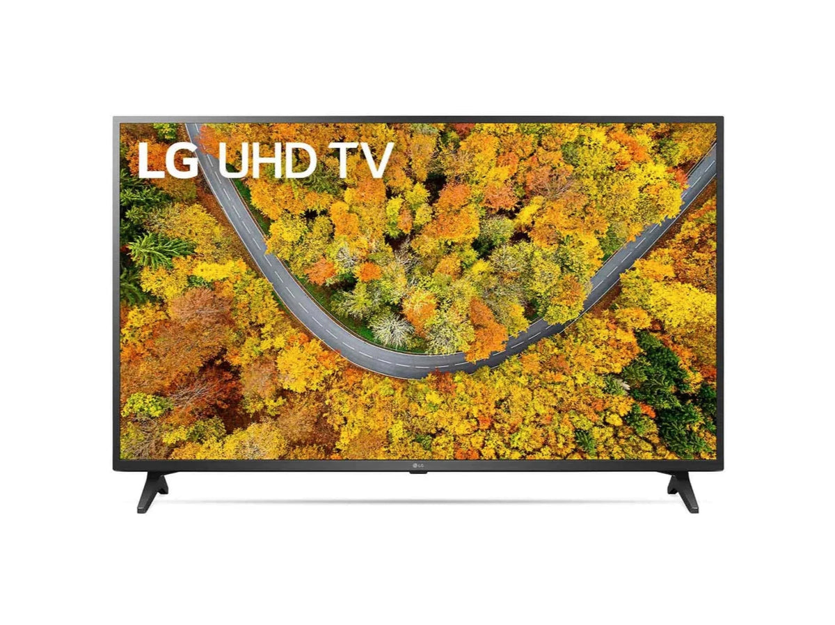 LG 70UP7500 Smart TV előlnézetben, talpon. A kijelző sárgás őszi tájkép vesz körbe egy utat fentről nézve és lg uhd tv logó.
