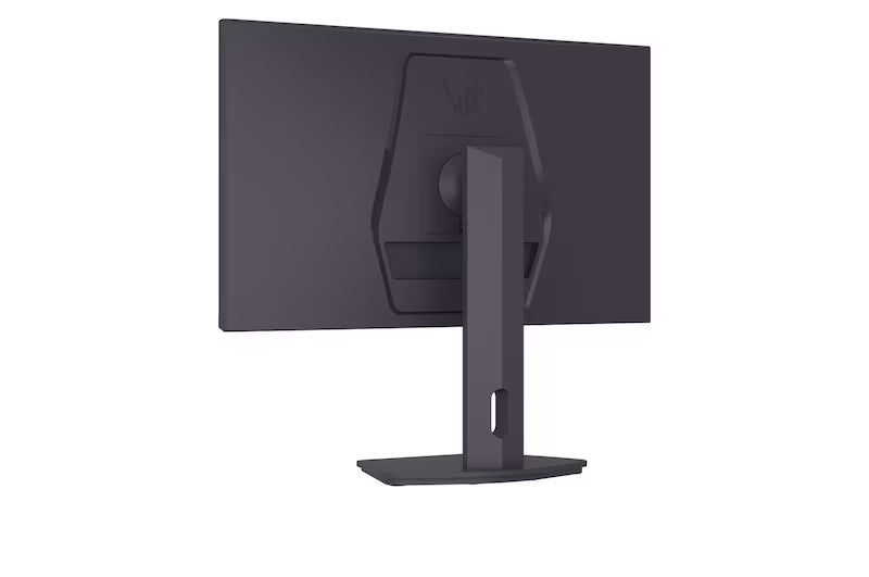 LG 27G610A-B Monitor hátulnézetben talpon, enyhén balra fordítva.