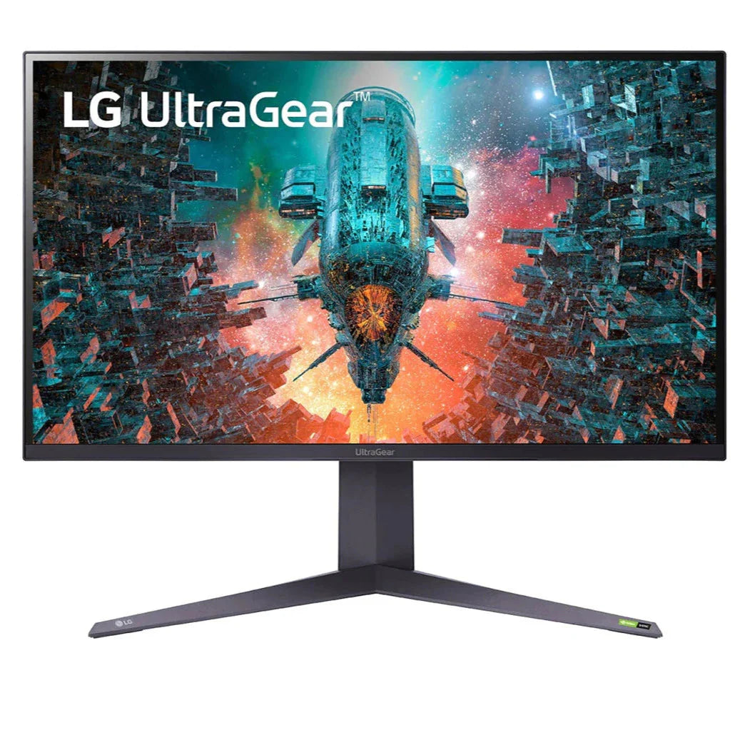 LG 32" UltraGear 4K UHD 144Hz 1ms Nano IPS ATW Paneles Gamer Monitor előlnézet űrhajó a város felett térgörbület, 32GQ950