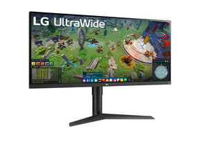 LG 34WP65G-B Monitor előlnézetben enyhén jobbra fordítva, talpon. A kijelzőn mmo rpg játék és lg ultrawide logó.