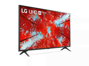 LG 55UQ9000 4K Smart TV előlnézetben enyhén jobbra fordítva, talpon. A kijelzőn piros őszi erdő és lg uhd thinq ai logó.