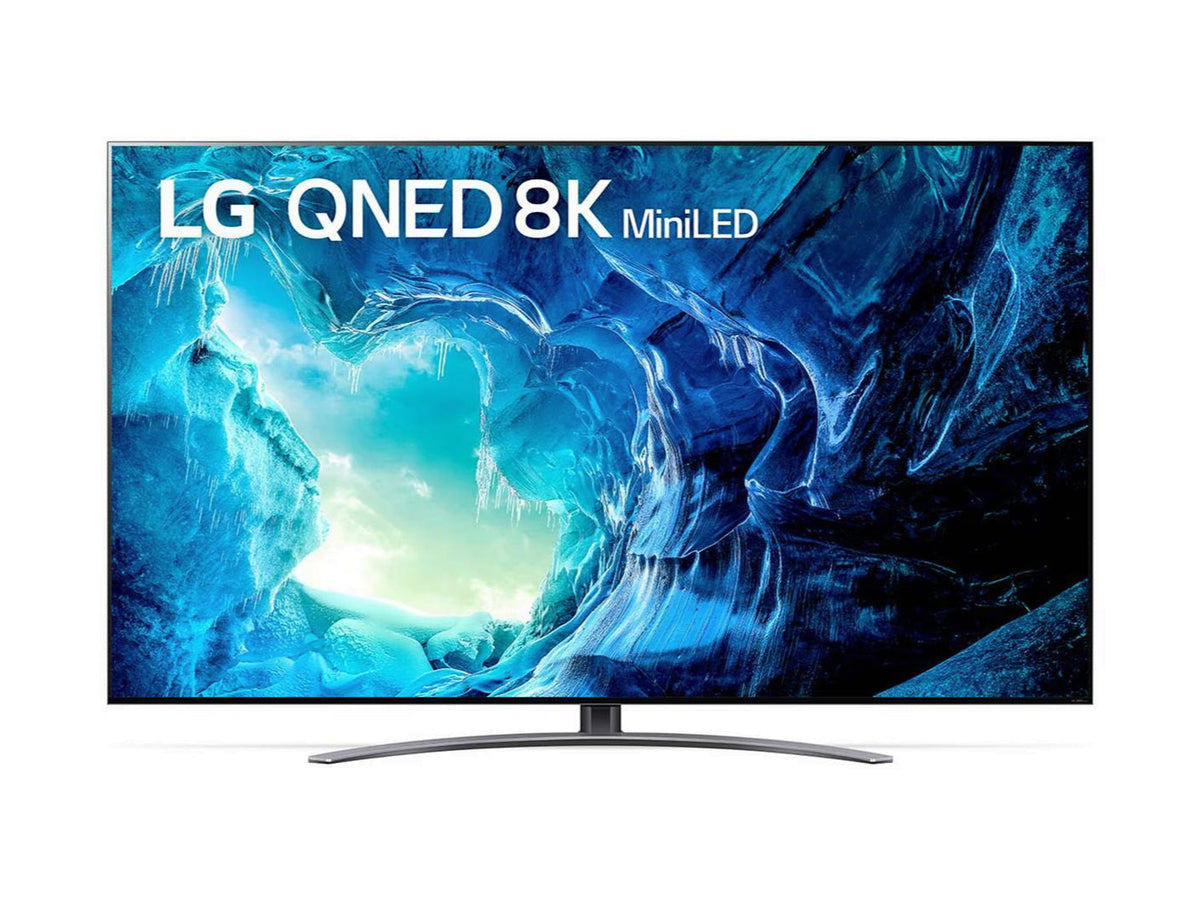 LG 65QNED963QA 8K MiniLED Gaming TV előlnézetben enyhén balra fordítva, talpon. A kijelzőn jeges gleccser tájképe és lg qned 8k miniled logó.