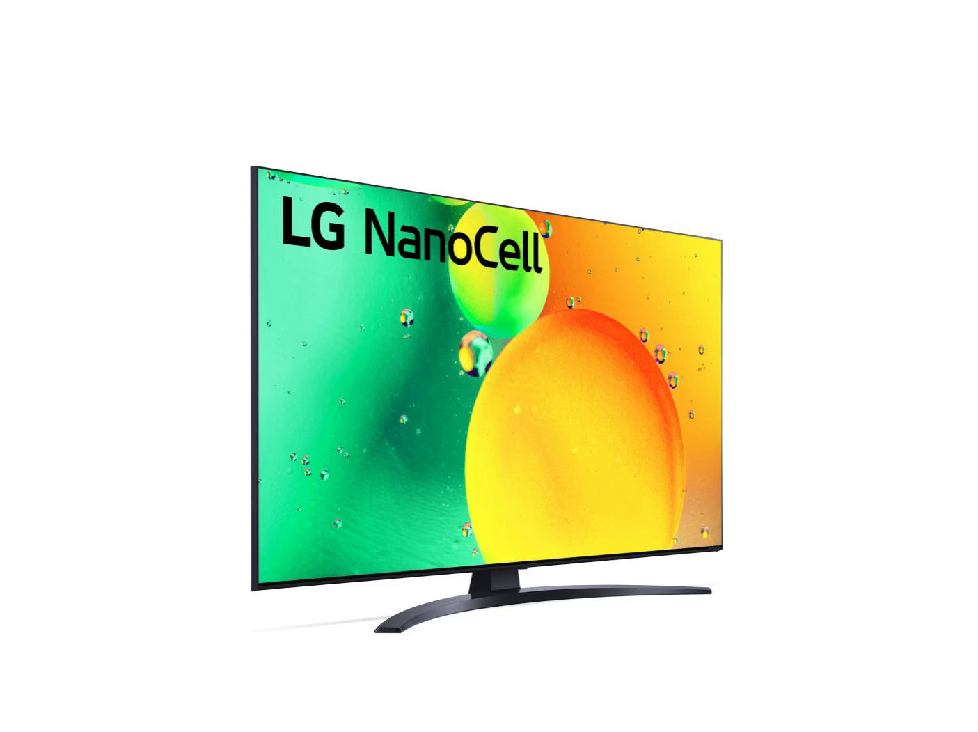 LG 86NANO763QA 4K NanoCell Smart TV előlnézetben jobbra fordítva, talpon. A kijelzőn zöld-sárga folyadék keveredik és lg nanocell logó.