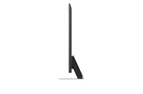 LG 75QNED9MA3B televízió oldalnézetben, talpon.